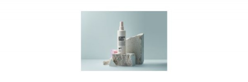 Authentic Beauty Concept apresenta seus novos finalizadores: Airy Texture Spray, Nude Powder Spray e Nymph Salt Spray