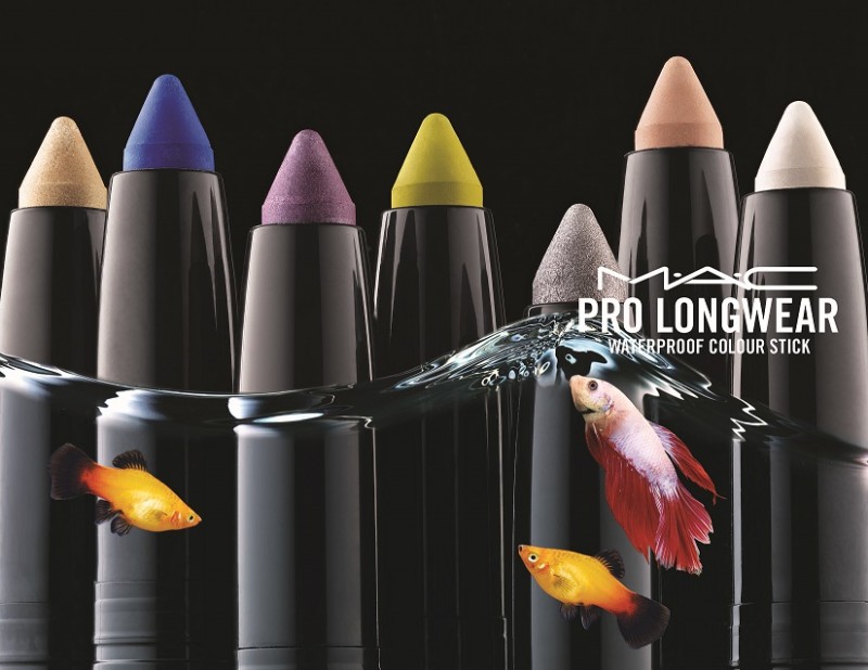 M.A.C lança linha Pro Longwear Waterproof Colour Stick