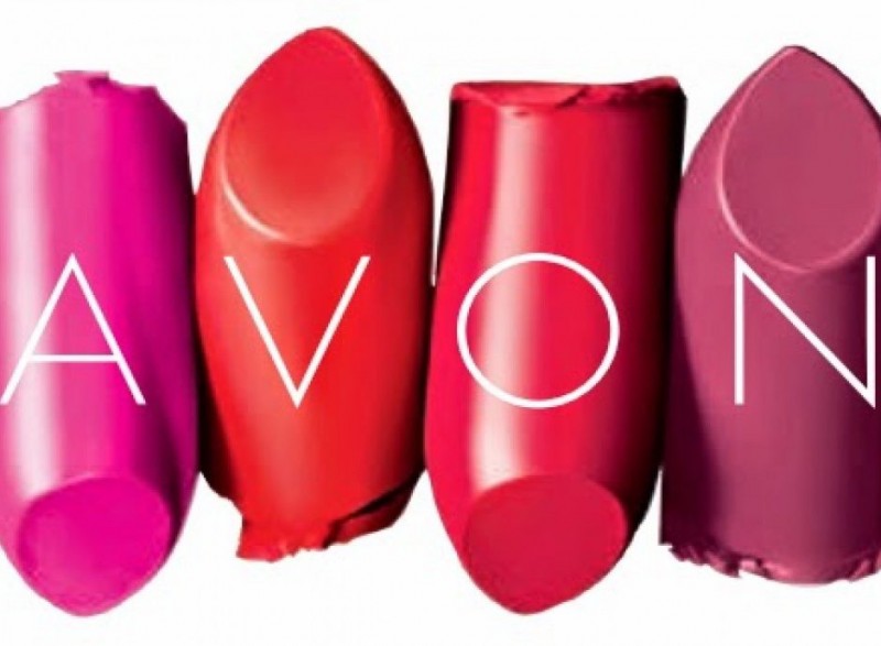 Natura confirma negociações com a Avon Products